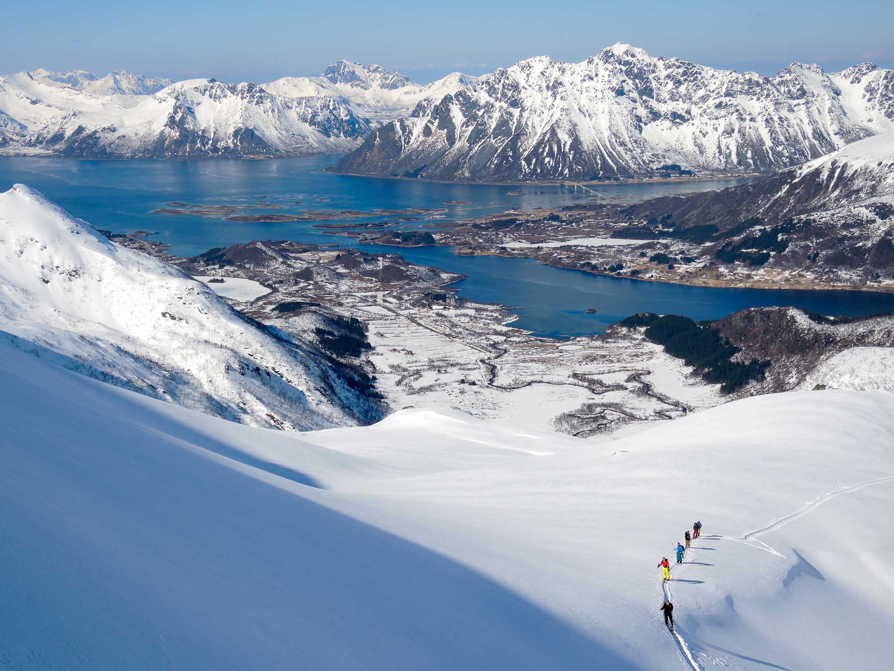 Lofoten snowboard terrain